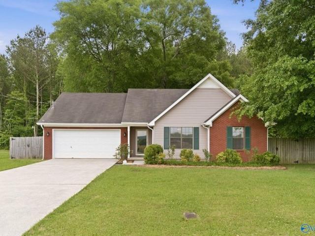 House for sale in New Hope, Alabama