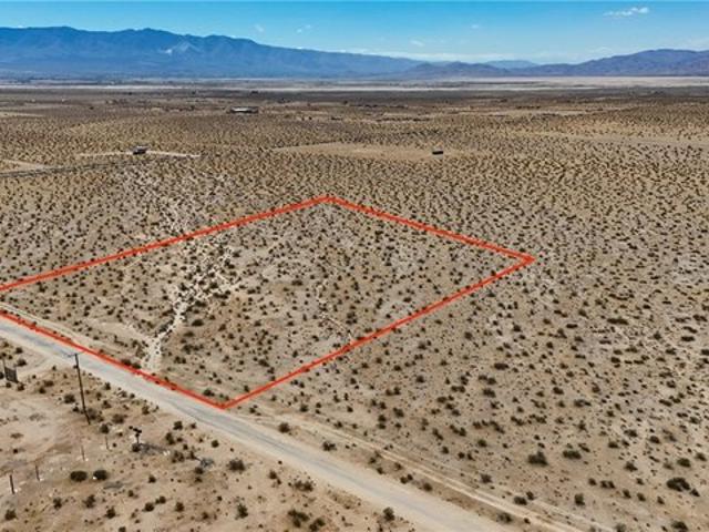 Land for sale in Lucerne Valley, California