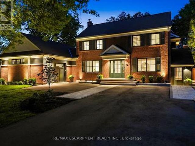 House for sale in Burlington, Ontario