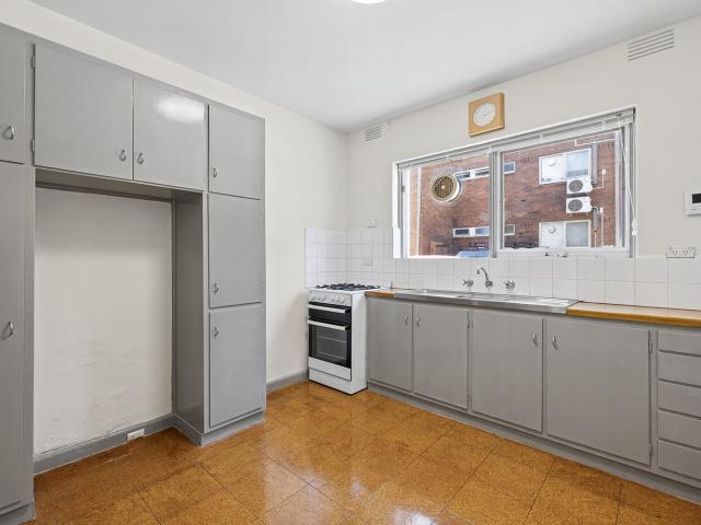 Apartment for rent in St Kilda, Melbourne