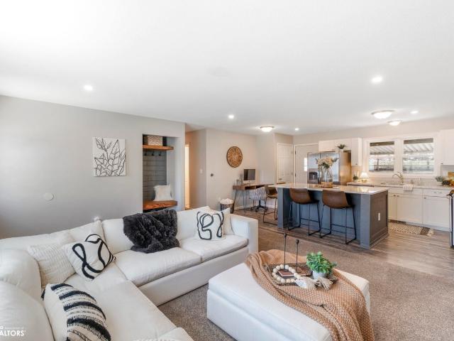 House for sale in Waterloo, Iowa