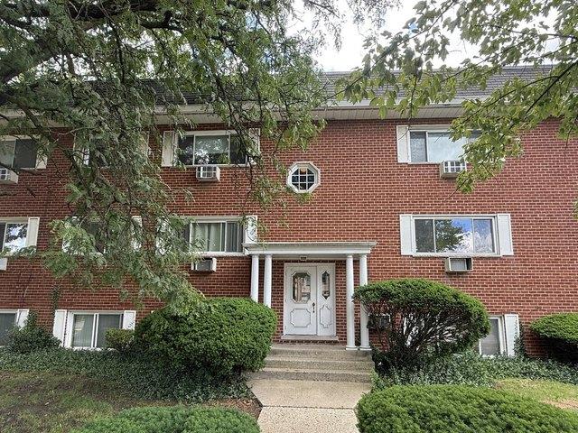 Condo for sale in Oak Park, Illinois
