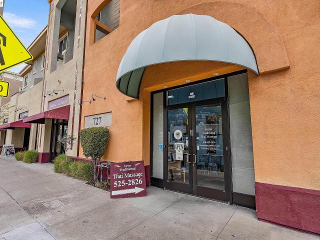 Commercial for sale in Albany, California