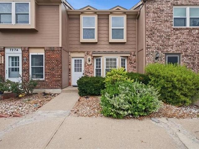 Townhouse for sale in Blue Springs, Missouri