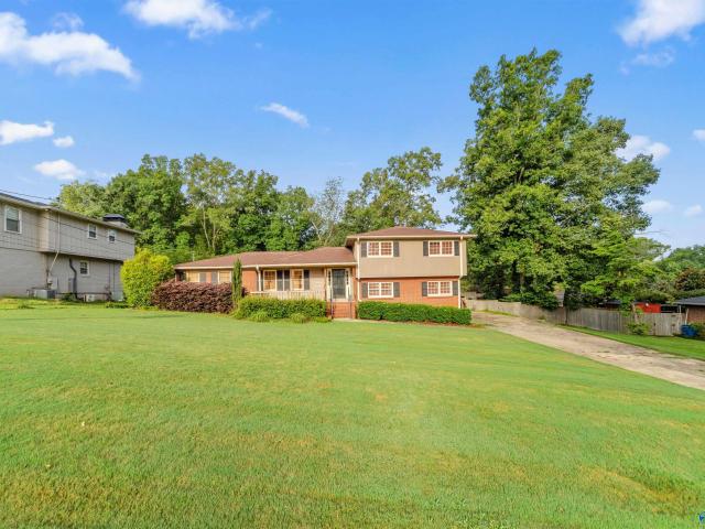 House for sale in Etowah, Alabama