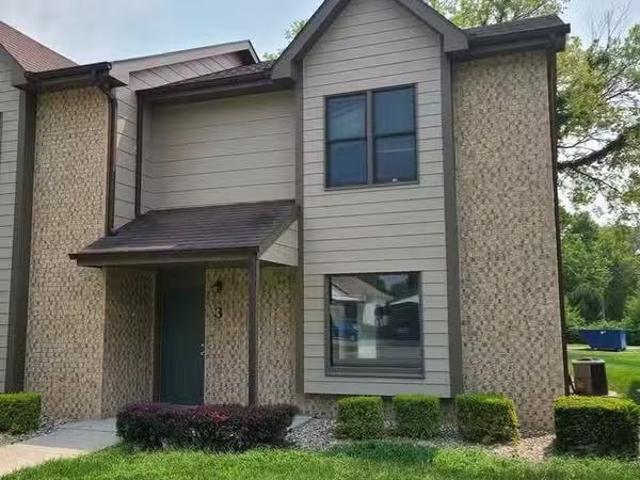 Condo for rent in Junction City