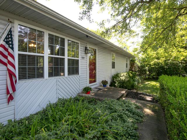 House for sale in Bolivar, Missouri