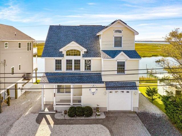 House for sale in Green Creek, New Jersey