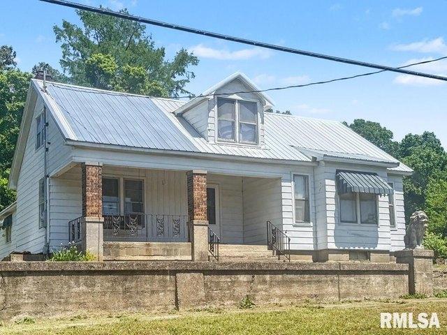 House for sale in Buncombe, Illinois