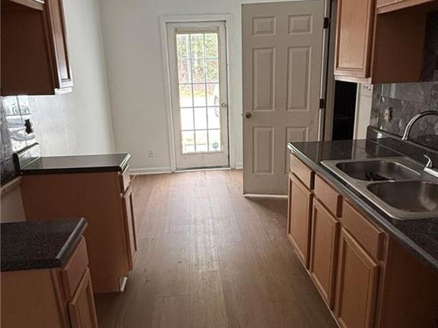Townhouse for sale in Union City, Georgia