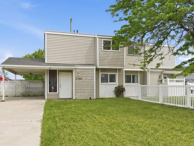 Townhouse for sale in Magna, Utah