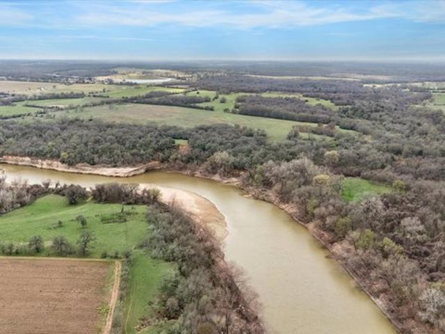 Farm for sale in Milam, Texas