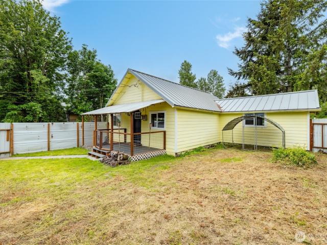 House for sale in Concrete, Washington