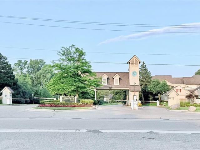 Condo for sale in West Bloomfield, Michigan