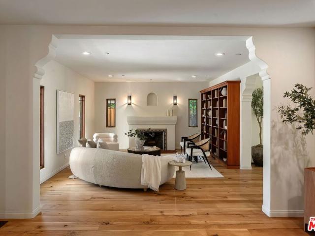 House for sale in Santa Monica, Los Angeles County