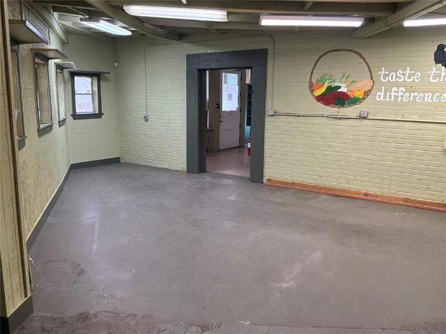 Commercial for sale in Shawnee, Oklahoma