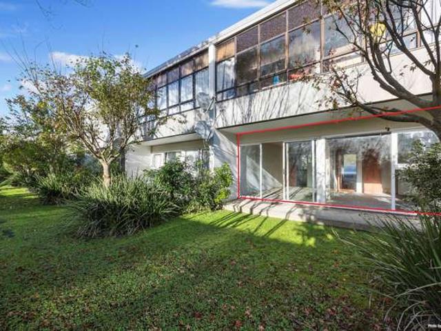 House for sale in Wairau Valley