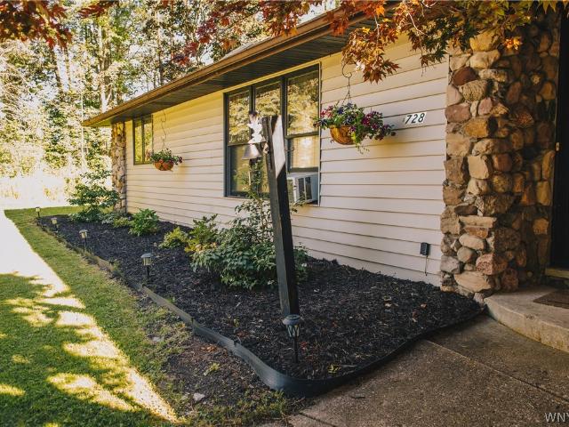 House for sale in Cowlesville, New York