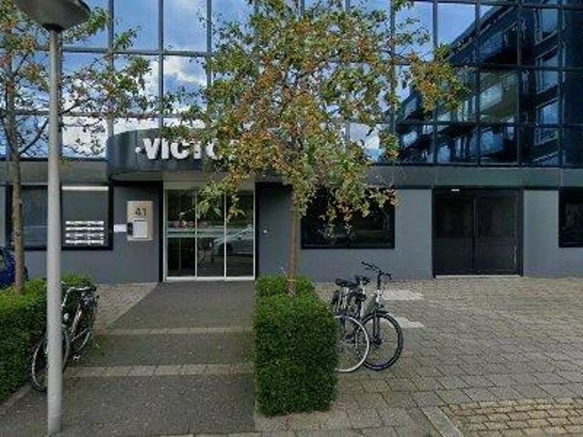 Bedrijfspand te huur in Zwijndrecht, Zuid Holland
