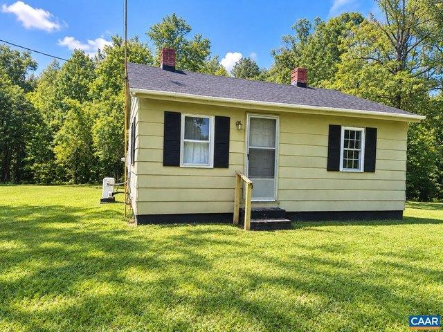 House for sale in Louisa, Louisa County