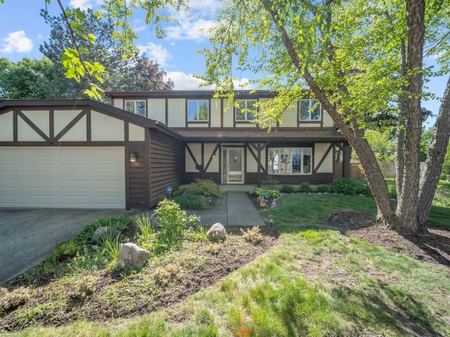 House for sale in Deerfield, Illinois