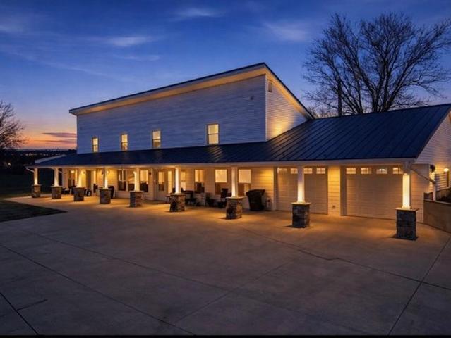 House for sale in Huntsville, Missouri