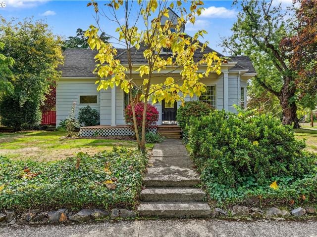 House for sale in Salem, Marion County
