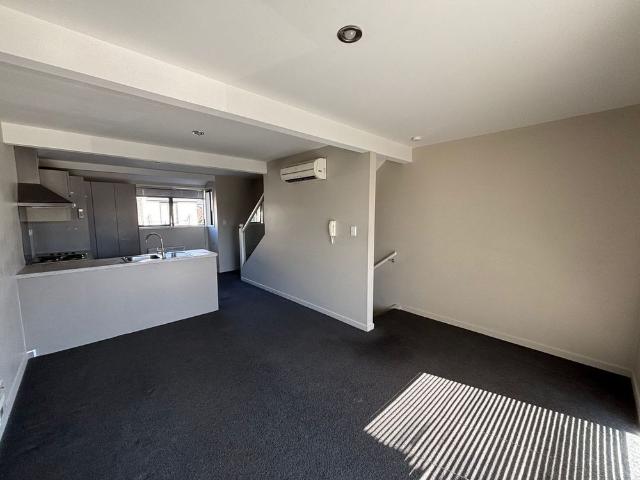 Apartment for rent in Heathcote, Canterbury