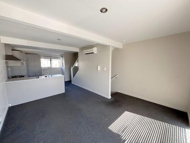 Apartment for rent in Heathcote, Canterbury