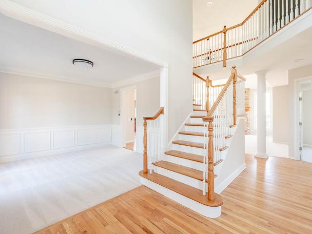 House for sale in Thornwood, South Elgin