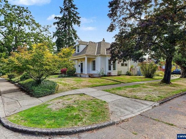 House for sale in Salem, Marion County