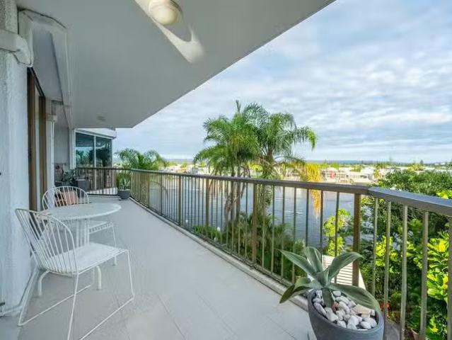 Apartment for rent in Gold Coast, Gold Coast Urban
