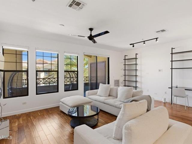 Condo for sale in Paradise Valley, Arizona