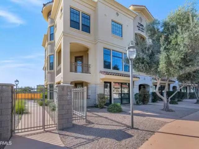 Condo for sale in Paradise Valley