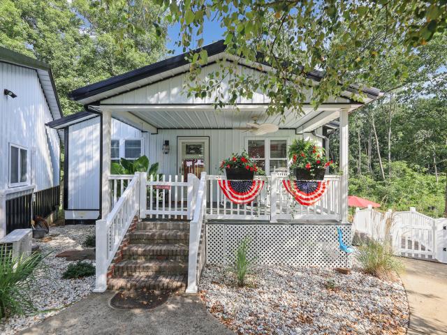 House for sale in Iuka, Illinois