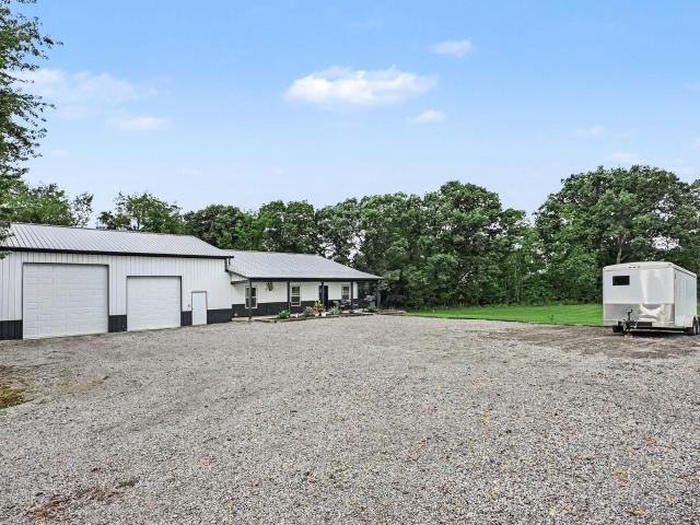 House for sale in Claypool, Kosciusko County
