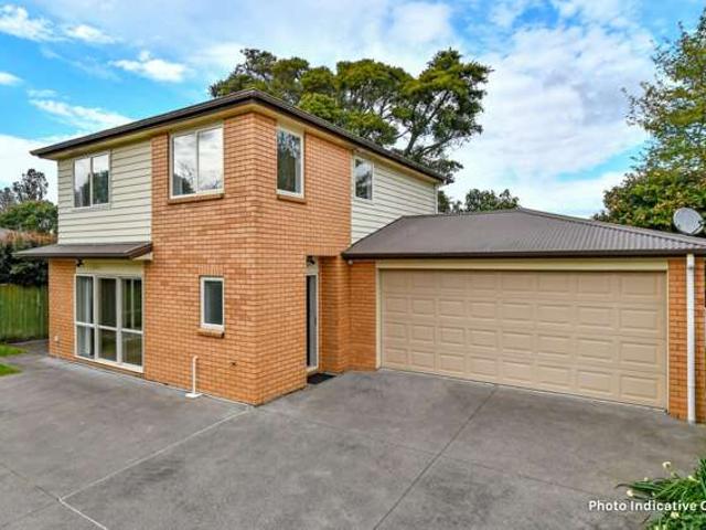 Property for sale in Papakura