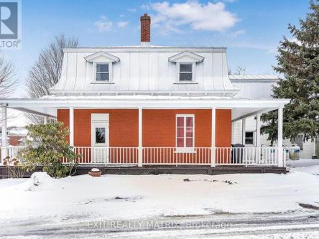 House for sale in East Hawkesbury, Ontario