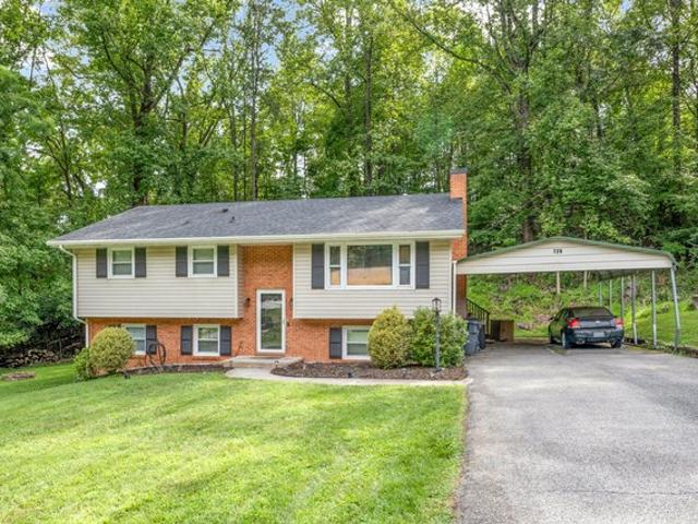 House for sale in Troutville, Botetourt County