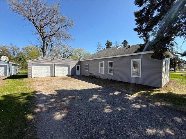 House for sale in Litchfield, Minnesota