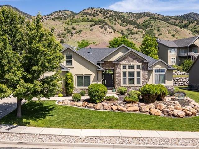 House for sale in Cache, Utah