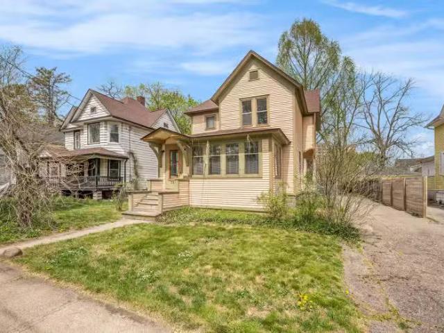 House for sale in Kalamazoo
