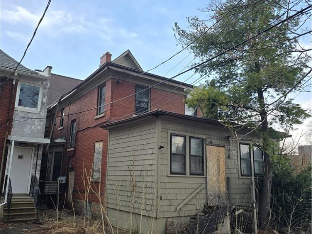 House for sale in Niagara, New York