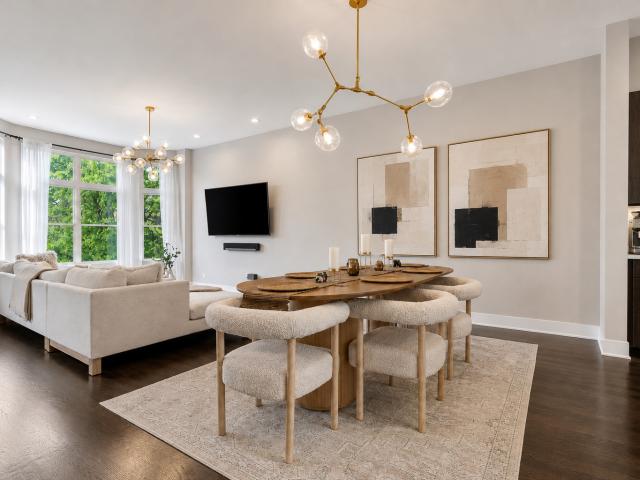Townhouse for sale in Chicago Park, Illinois