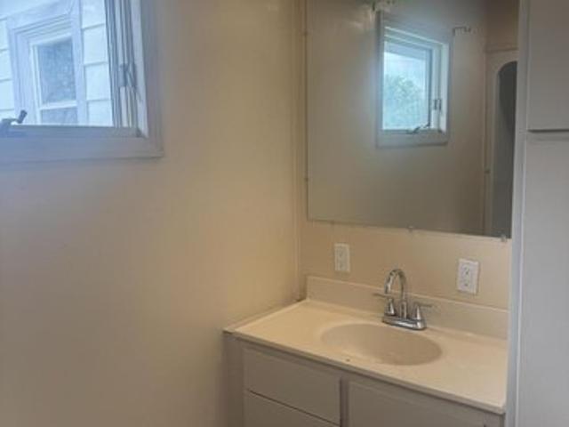 House for sale in Kenton Courthouse Square Historic District, Kenton