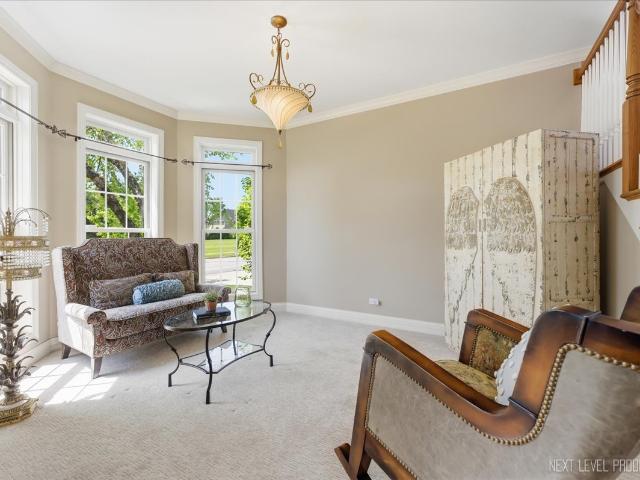 House for sale in South Elgin, Illinois