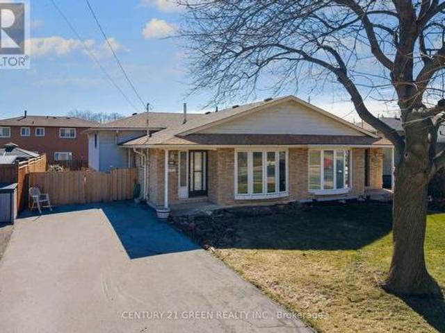 House for sale in Ancaster, Ontario