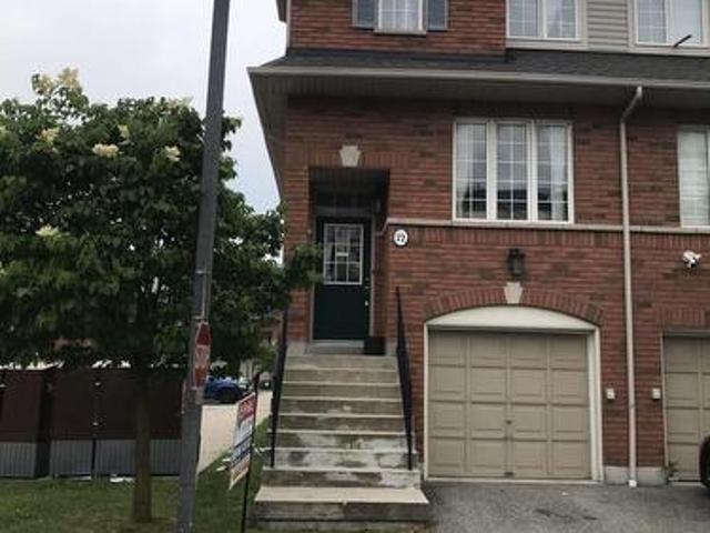 Townhouse for sale in Mississauga, Ontario