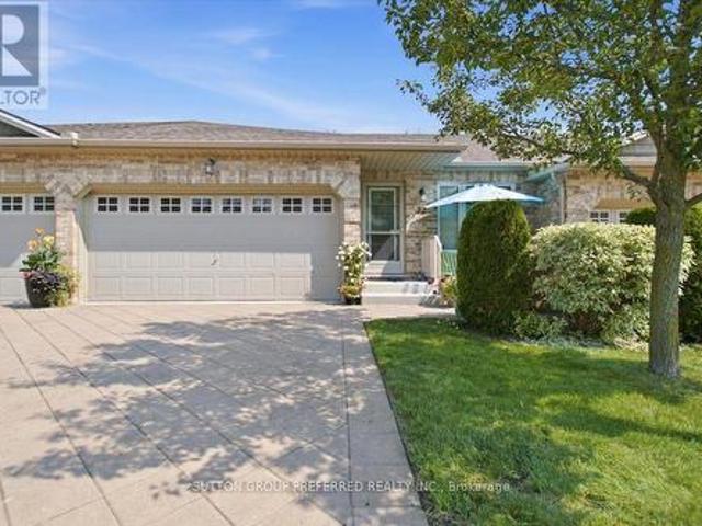 Condo for sale in Arva, Ontario