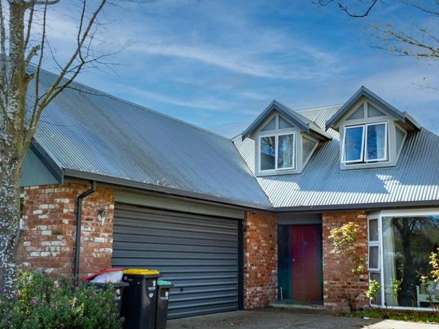 House for rent in Chaslands, Canterbury